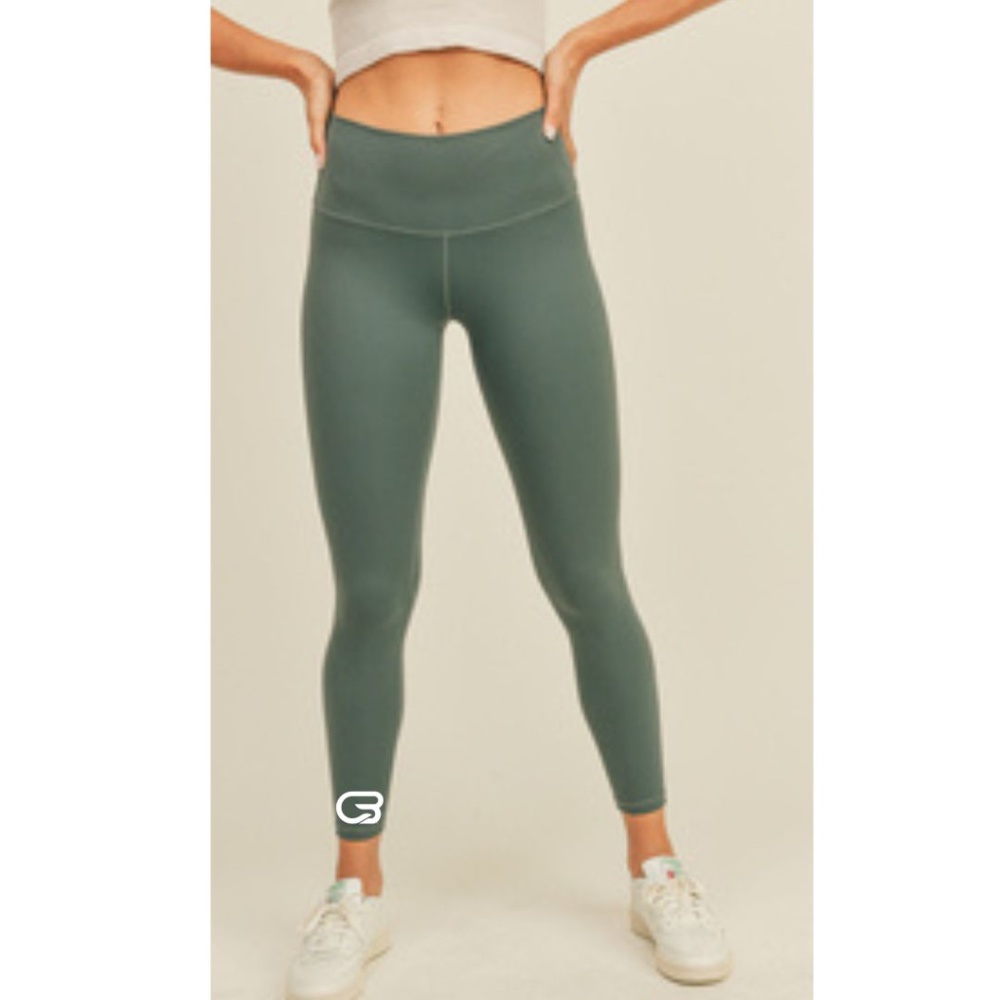 KimberlyC Aligned Legging